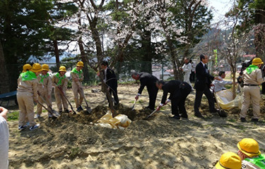 No.74 登米市立米川小学校の記念植樹