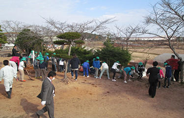 No.77 大野小学校の教育環境向上等のための植樹